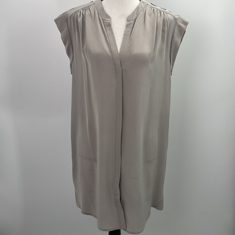 UEC BCBG Maxazria gray sleeveless mini shirt dress small